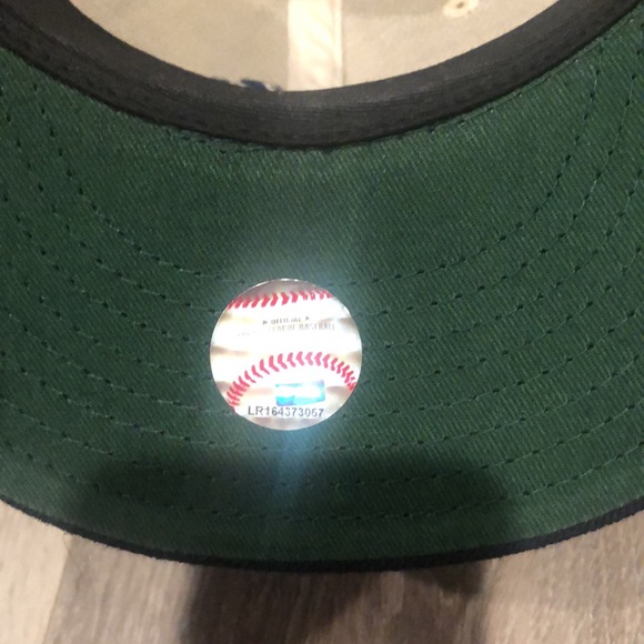 NWOT mens Yankee hat - Picture 6 of 6